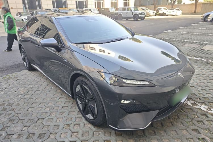 Used  SL03 2024 530 Business Edition
