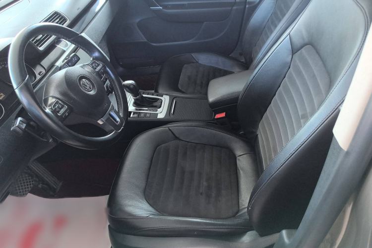 Used Volkswagen Magotan 2015 1.8TSI Luxury Model
