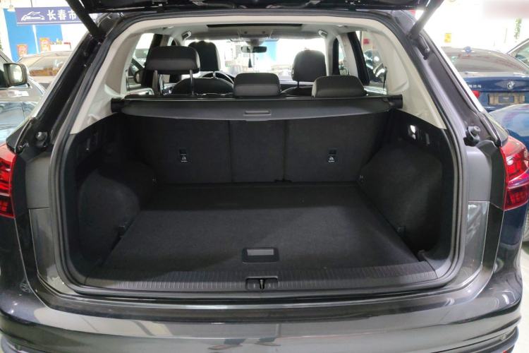 Used Volkswagen Tayron 2020 330TSI Two-Wheel Drive Luxury Connected Pro Edition