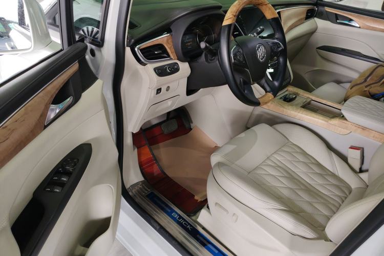 Used Buick GL8 2018 ES 28T Comfort Model China VI Standard