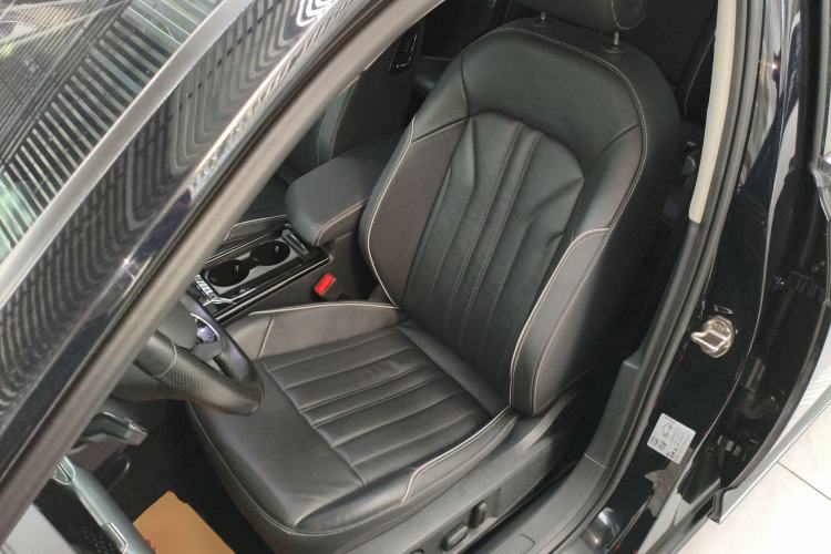 Used Volkswagen Passat 2023 330TSI Elite Edition
