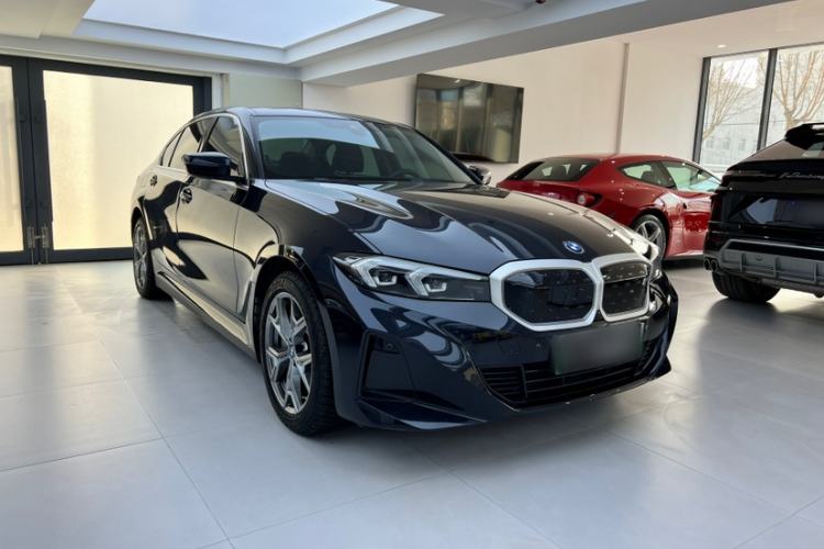 Used BMW i3 2022 eDrive 35 L
