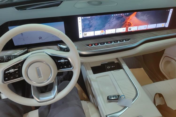 Used Wey Lanshan 2023 Four-Wheel Drive Ultra-Long Range Version