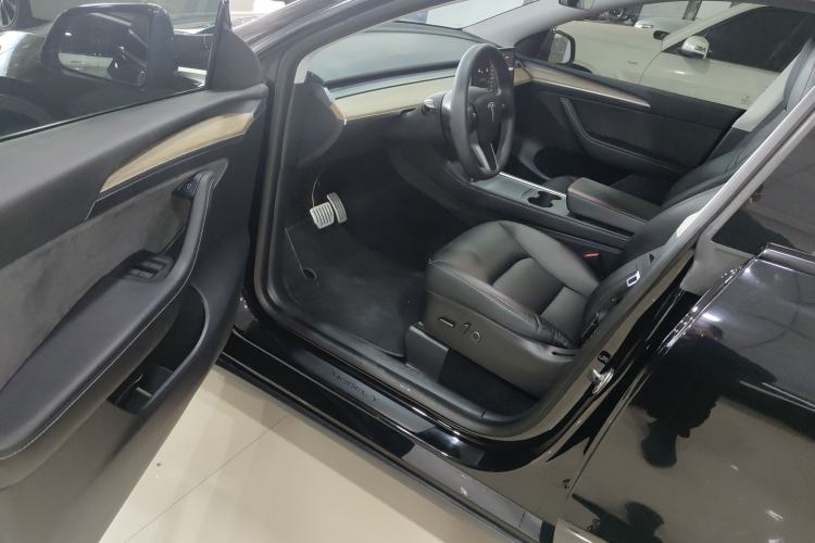 Used Tesla Model Y 2021 Performance High-Performance All-Wheel-Drive Version
