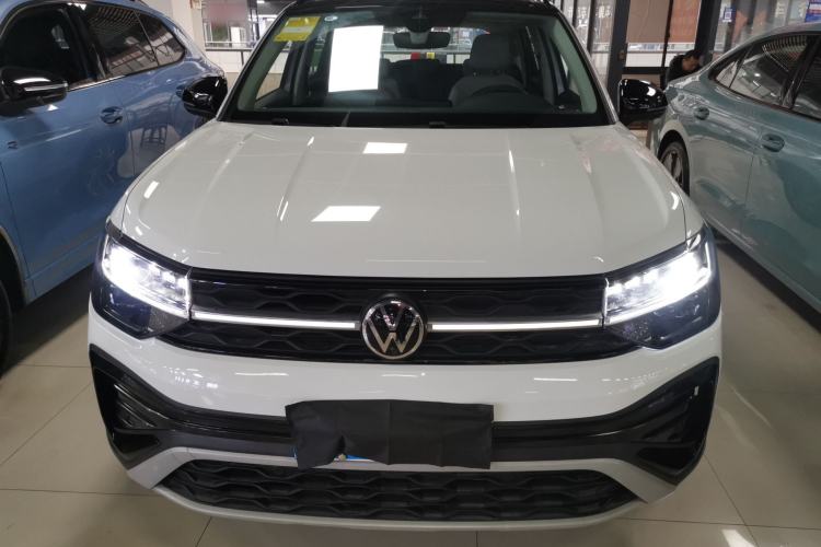 Used Volkswagen Tharu 2024 300TSI Two-Wheel-Drive Moon Luxury Edition
