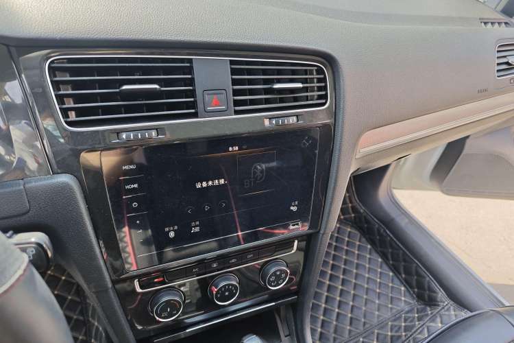 Used Volkswagen Golf 2020 200TSI DSG Comfortable and Ambitious Edition
