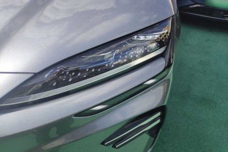 Used BYD Song PLUS New Energy 2025 EV 520km Premium Version
