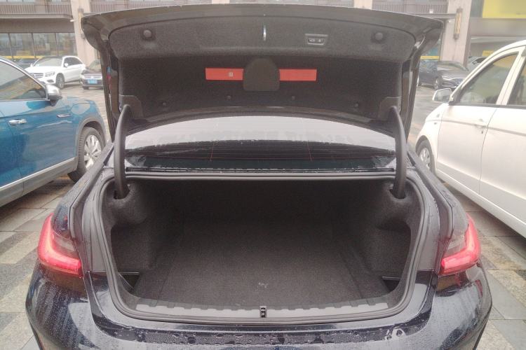 Used BMW 3 Series 2025 330Li M Sport Shadowline Package