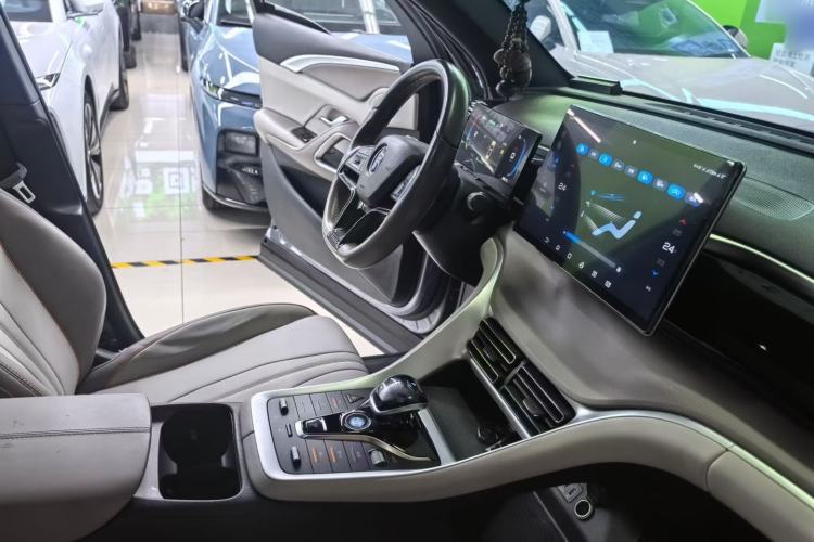 Used BYD Song Pro New Energy 2024 HONOR Edition DM-i 71KM Beyond Model