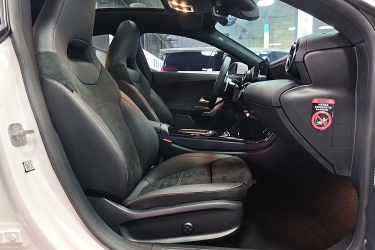 Used Mercedes-Benz CLA 2024-Year Facelifted CLA 200