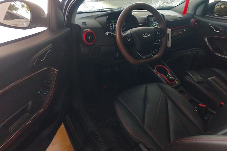 Used Chery Little Ant 2022 Revised Version Sweet Pink Edition Half-Sugar Version Lithium Iron Phosphate 30.7 kWh 30 kW 301 km