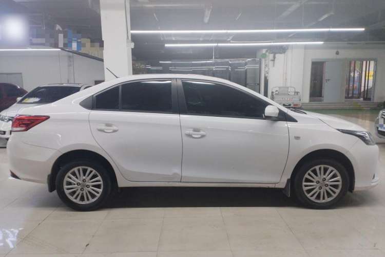 Used Toyota YARiS L 2017 1.5E CVT Dynamic Edition
