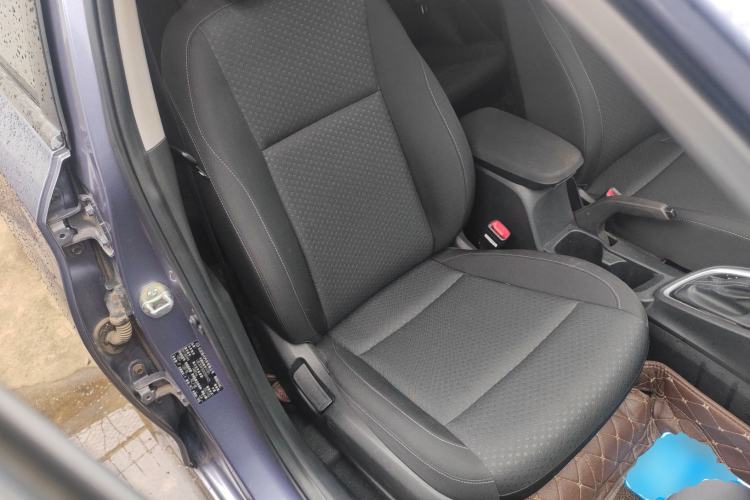 Used Hyundai Celesta 2017 1.6L Automatic Enjoyment Version GLS