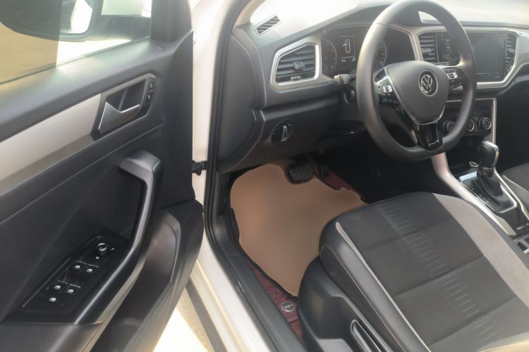 Used Volkswagen T-ROC 2021 280TSI DSG Two-Wheel Drive Elite Connect Edition