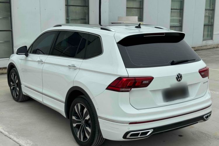 Used Volkswagen Tiguan L 2024 Outstanding Model 330TSI Automatic Two-Wheel Drive R-Line Dragon Glory Edition
