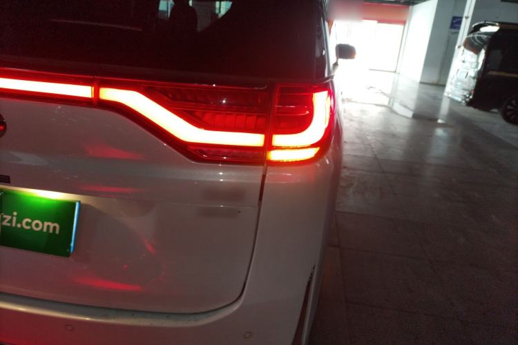 Used GAC Trumpchi M8 2021 Lingxiu Series 390T Deluxe Edition
