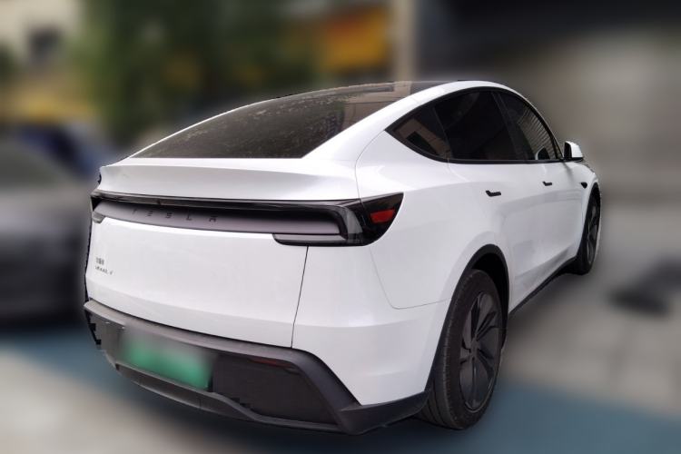 Used Tesla Model Y 2025 Rear-Wheel-Drive Version