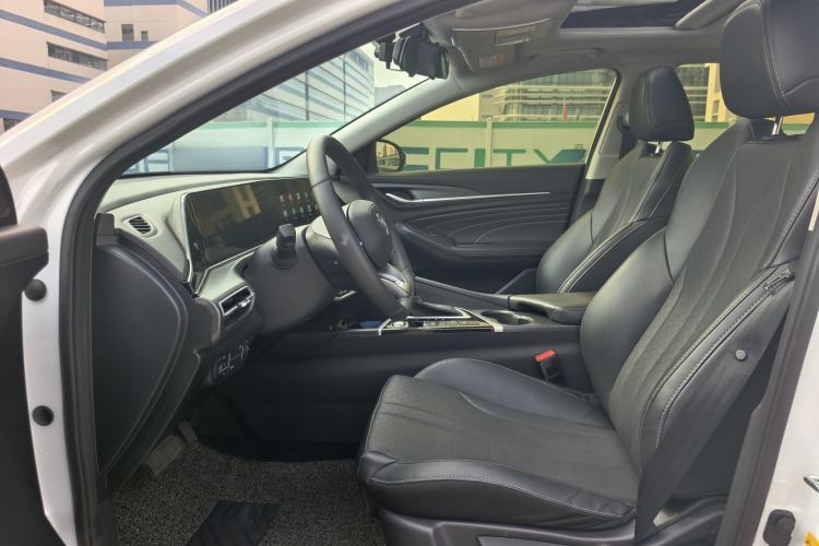 Used Changan Eado 2021 PLUS 1.6L GDI CVT Luxury Model
