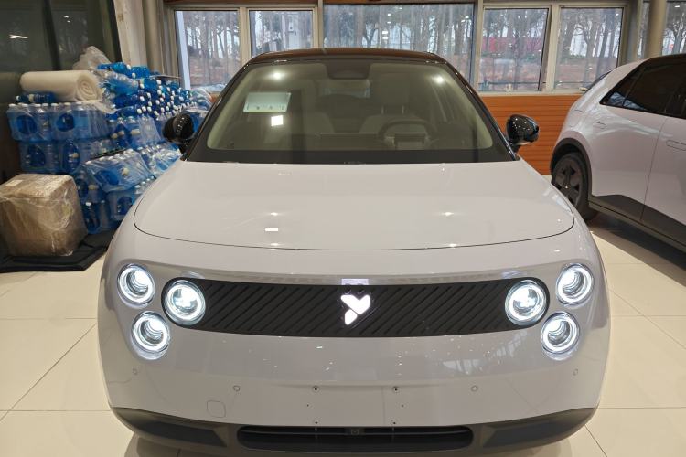 Used  firefly 2025 Illuminated Edition