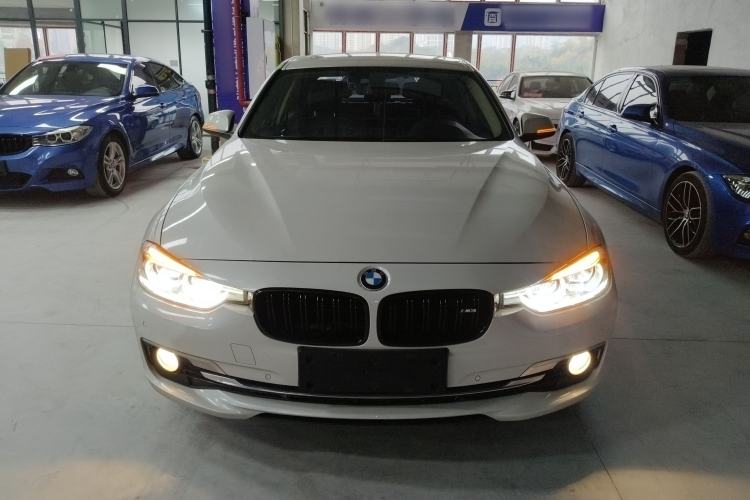 Used BMW 3 Series 2016 320Li Luxury Design Package
