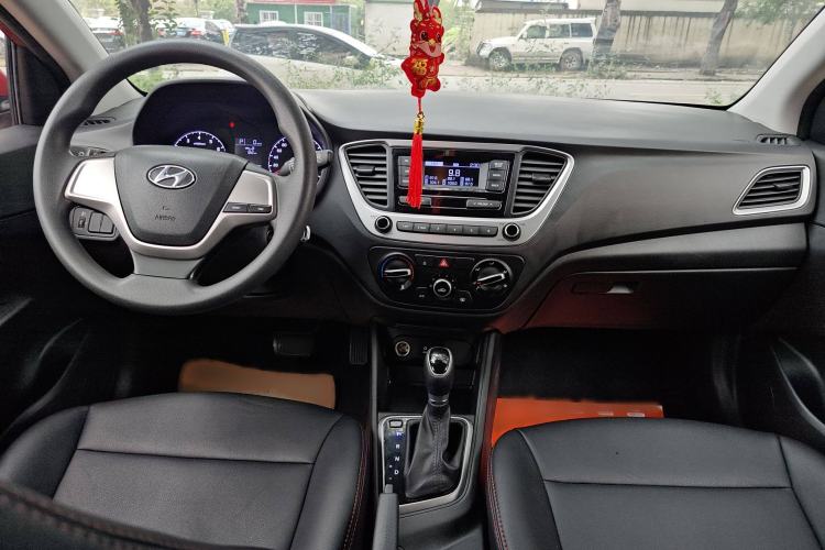 Used Hyundai Verna RV 2017 1.4L Automatic Cool Edition GLS China V Emission Standard
