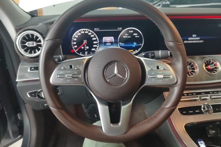 Used Mercedes-Benz CLS 2018 CLS 300 Luxury Model