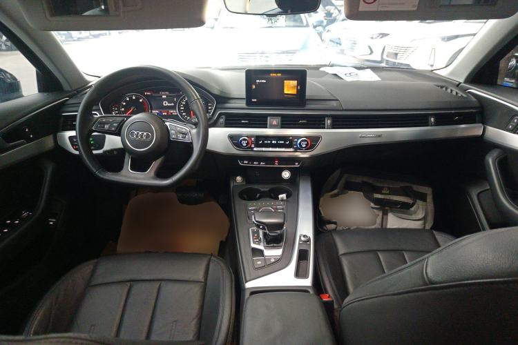 Used Audi A4L 2018 30th Anniversary Edition 45 TFSI quattro Individual Sport Edition
