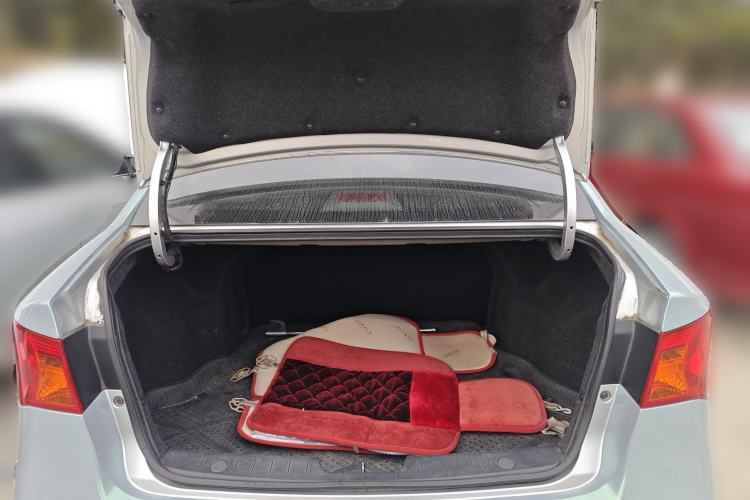 Used Roewe 350 2013 350S 1.5L Automatic Xunda Edition