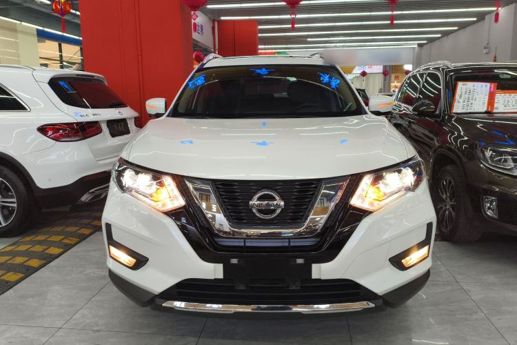 Used Nissan X-Trail 2022 Revised Version 2.0L Two-Wheel Drive Smart Connect Premium Edition
