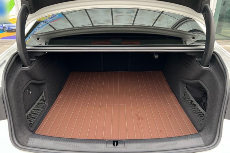 Used Audi A4L 2022 40 TFSI Luxury Dynamic Model
