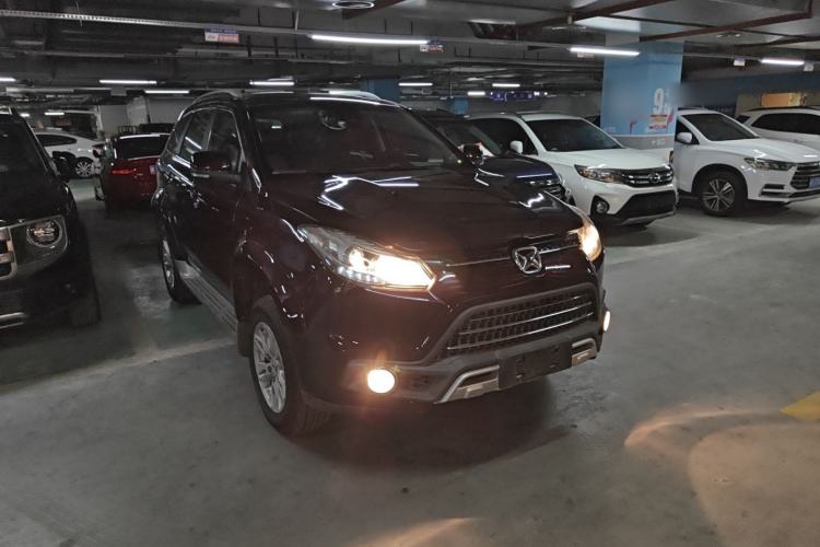 Used JMC Yusheng S350 2016 2.0T Automatic Two-Wheel Drive Gasoline Luxury Version with Sunroof 5 Seats
