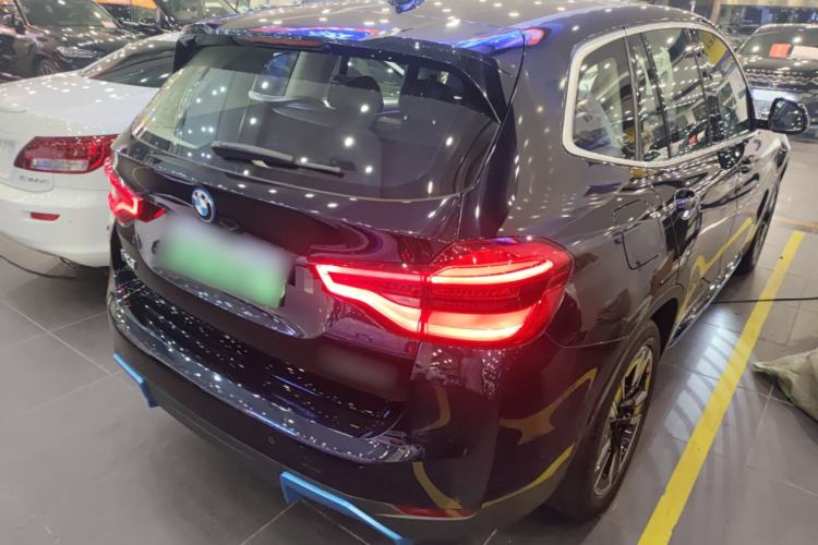 Used BMW iX3 2021 Updated Leading Edition
