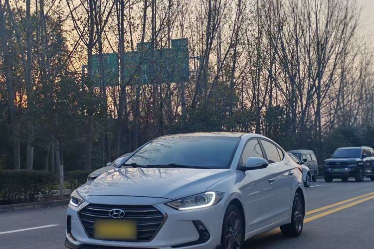 Used Hyundai Elantra 2016 1.6L Automatic ZhiXuan – Elite Version