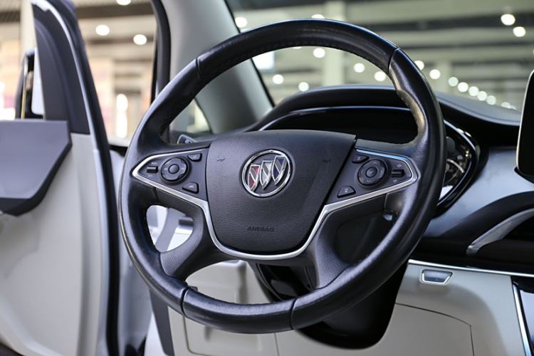 Used Buick GL8 2021 Land Cruiser Executive 652T Premium Model
