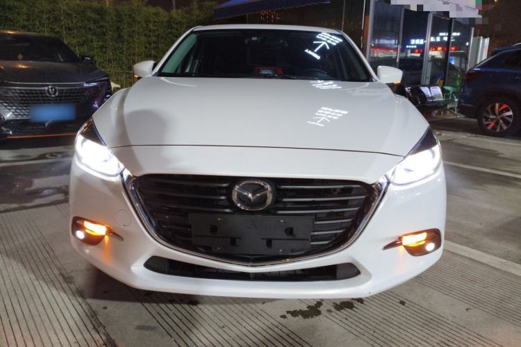 Used Mazda Mazda 3 Axela 2017 Sedan 1.5L Automatic Luxury Model Emission Standard China V
