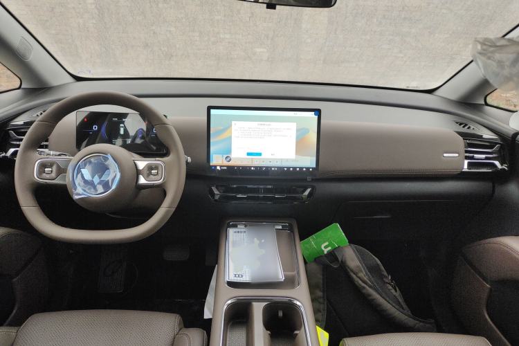 Used Wuling Wuling Starlight 730 2025 Model Pure Electric 500km Luxury Edition
