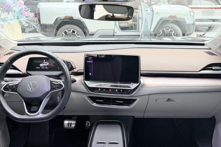 Used Volkswagen ID.6 X 2023 Ultra-Intelligent Long-Range Version
