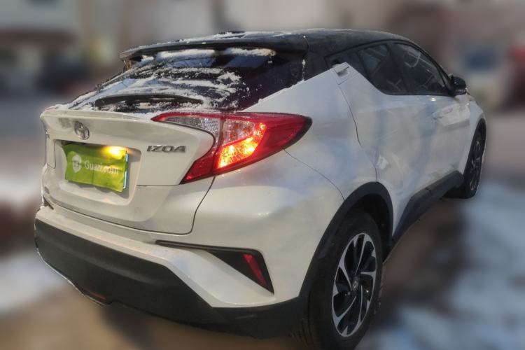 Used Toyota IZOA 2018 2.0L Yichi Edition China V Standard