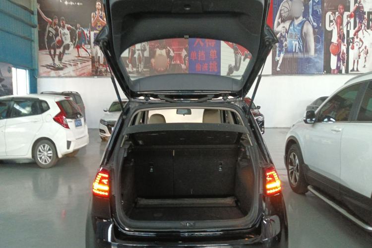 Used Volkswagen Golf 2015 1.6L Automatic Comfort Model
