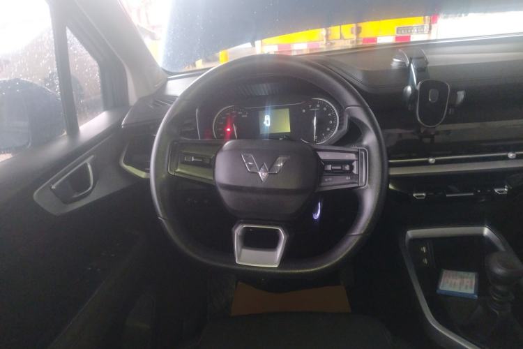 Used Wuling Jiachen 2022 1.5L Manual Enjoyment Elite Model