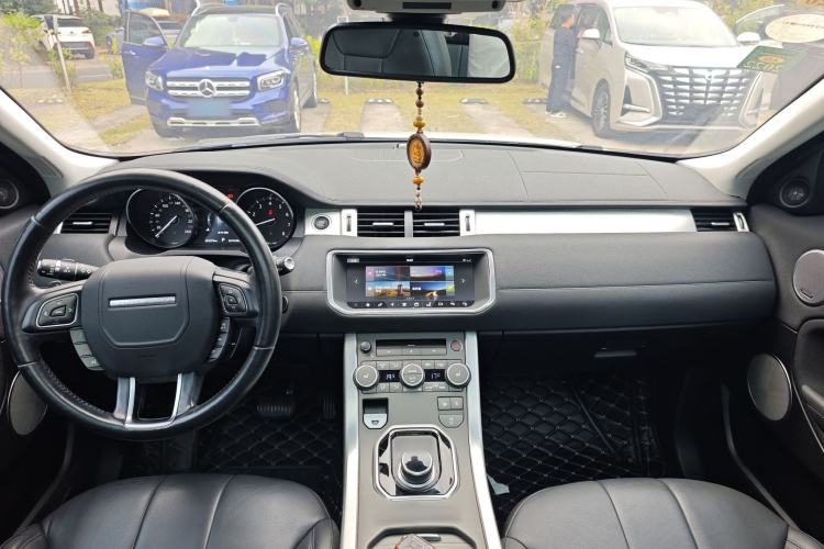 Used Land Rover Range Rover Evoque 2018 240 PS SE Smart Brilliance Edition
