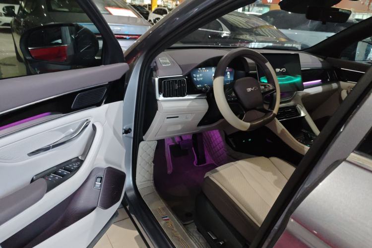 Used BYD Song PLUS New Energy 2025 EV Intelligent Driving Version 520km Premium Model
