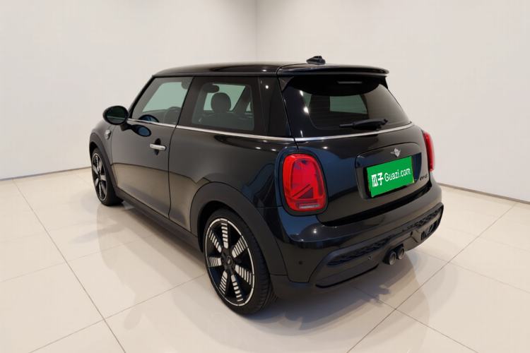 Used MINI MINI 2023 Updated 2.0T COOPER S Artist
