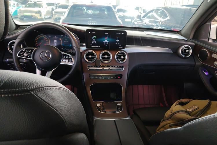 Used Mercedes-Benz GLC 2022 Facelift GLC 300 L 4MATIC Luxury Edition