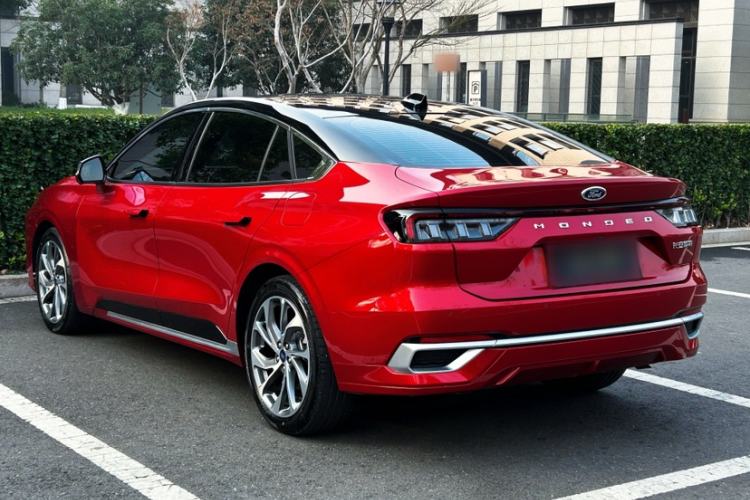 Used Ford Mondeo 2025 2.0T EcoBoost Ultimate Edition
