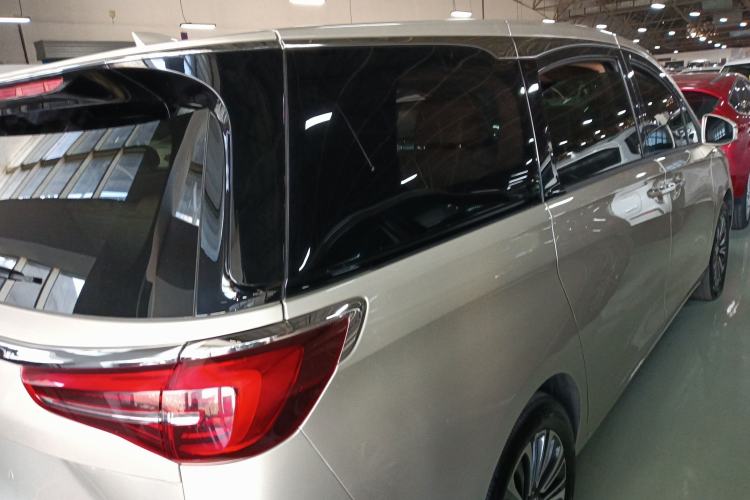 Used Buick GL8 2020 ES Land Cruiser 653T Luxury Model
