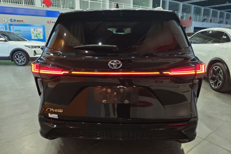 Used Toyota Sienna 2021 2.5L Hybrid Luxury Edition
