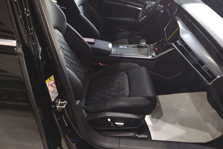 Used Audi A6L 2025 Revised 45 TFSI Prestige Dynamic Edition
