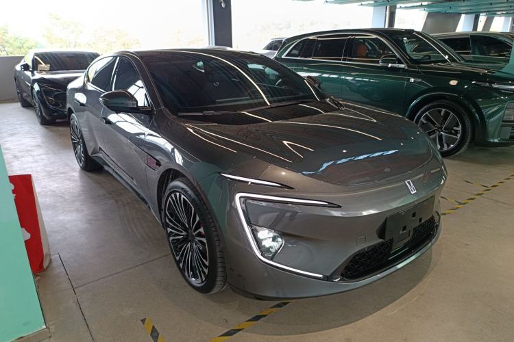 Used  12 2025 Ultra Extended-Range Edition