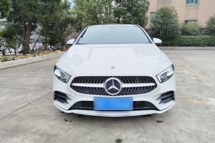 Used Mercedes-Benz A-Class 2021 A 200 L Sport Sedan Fashion Model
